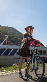 Rad- und Schiffsreise