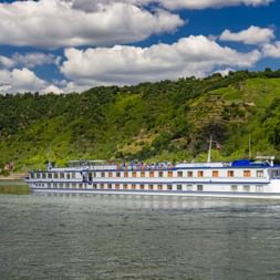 Rad und Schiff Rhein
