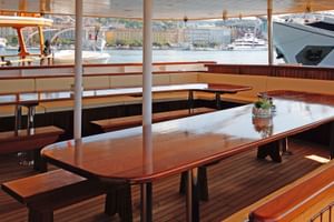 Deck sailing boat Aria