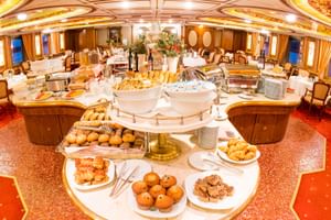 Donau mit Rad und Schiff