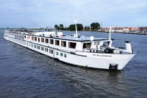 Schiff DE Willemstad