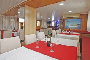 Restaurant MS Kazimir