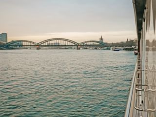Rad und Schiff Rhein Köln