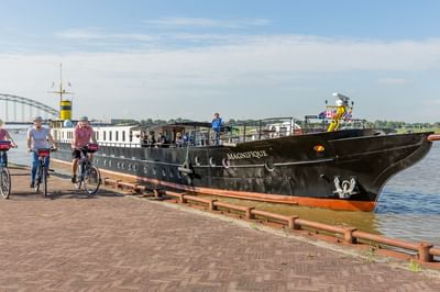 Rad und Schiff Holland