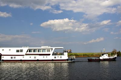 Flosshotel Donaudelta