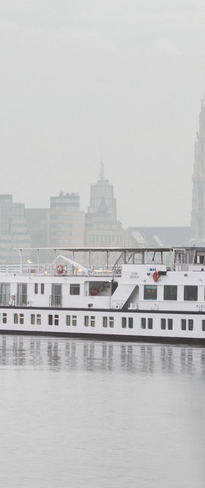 Schiff DE Amsterdam