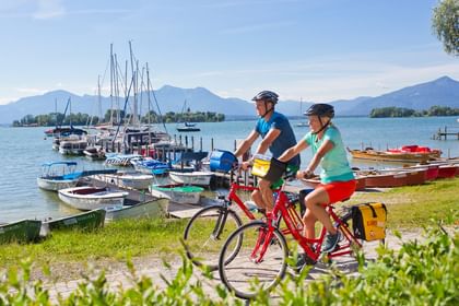 Centre tours Cycling holidays staying in one hotel