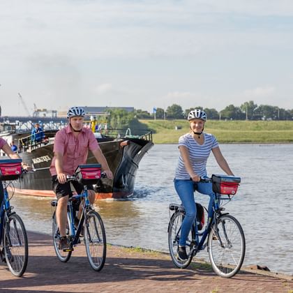 Boat and bike Magnifique