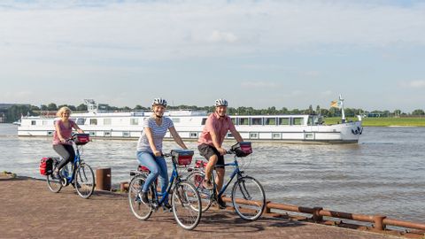 Rad und Schiff Niederlande