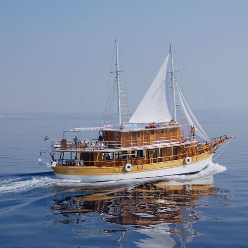Schiff MS Planka