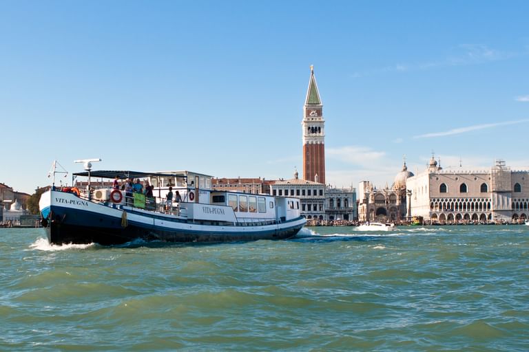 Rad und Schiff Italien