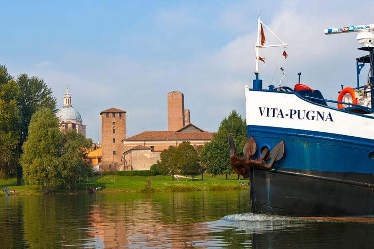 Rad und Schiff Italien