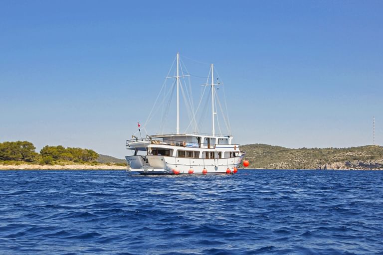 Segelschiff MS Azimut