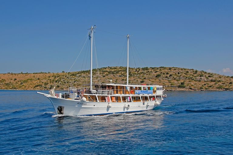 Ship MS Kazimir